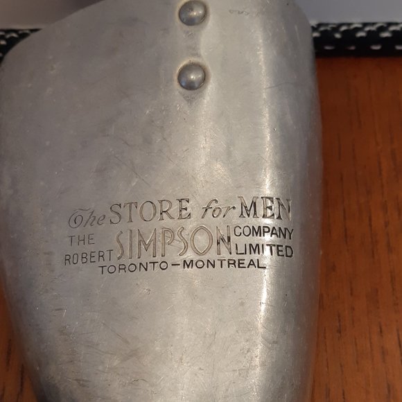 Vintage Metal/Aluminum Shoe Lasts - Shoe Tree - Shoe Protectors - By Simpsons - Picture 2 of 9